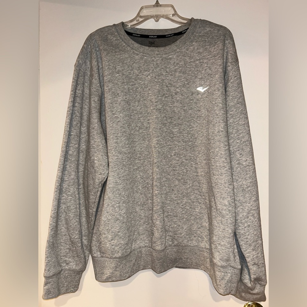 Everlast Men’s Crew Neck - Size XXL